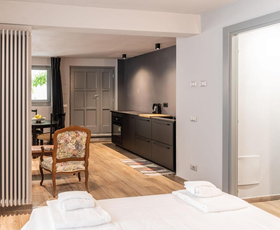 Wisteria Court - Suite 2 - Menaggio Esterno foto