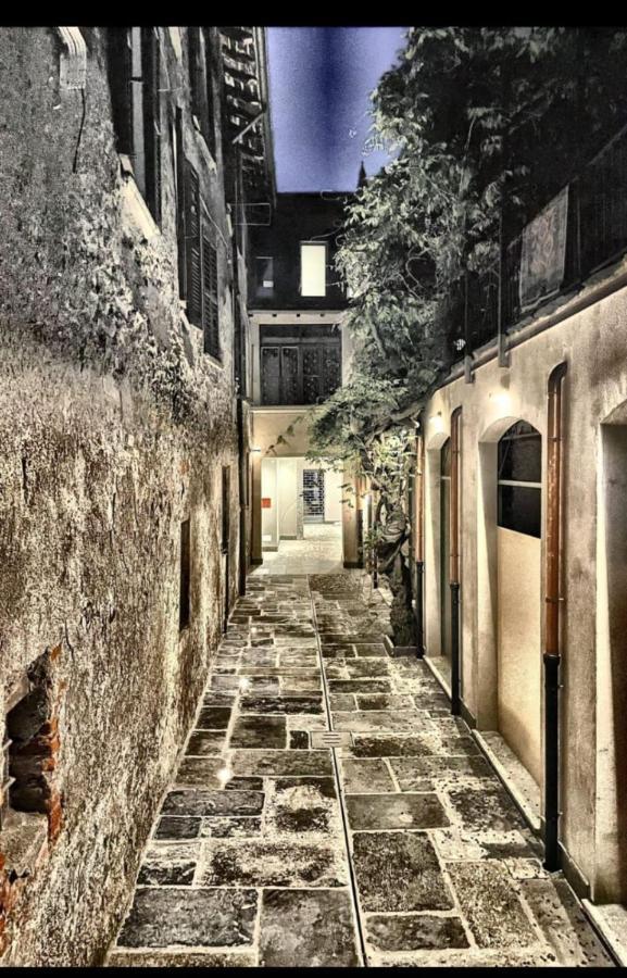 Wisteria Court - Suite 2 - Menaggio Esterno foto